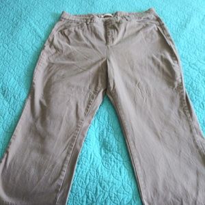 Khaki capri slacks